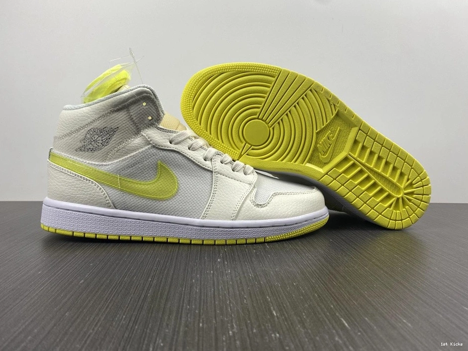 Yellow SE Mid 1 Voltage DB2822-107 - Jordan (W) 0515